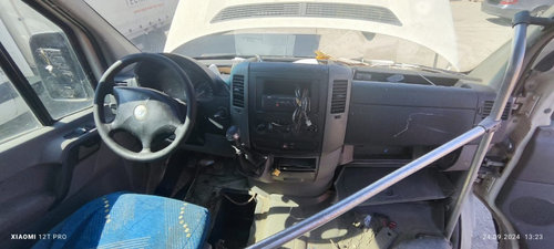 Scrumiera Vw Crafter 2.5 TDI 80KW / 109Cp cod motor BJK ,transmisie manuala ,an de fabricatie 2008