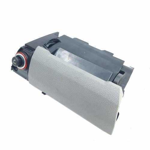 Scrumiera Vw Touran (1T) 2003-2010 1.9 Tdi Avq Motorina 1T1857961, 1T1 857 961