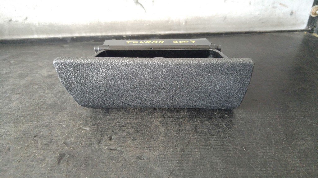 Scrumiera vw touran 1t