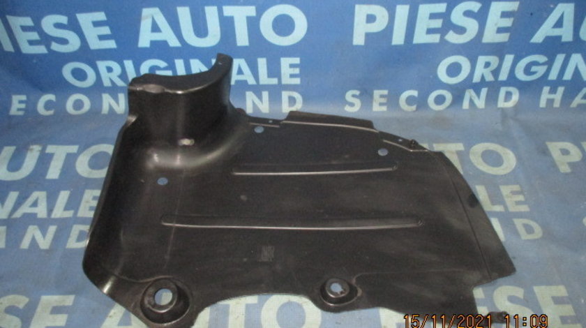 Scut Audi A4 2006;  8E0825219H