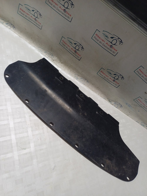 Scut bara fata BMW Seria 5 F10 - Motorina 2013, -