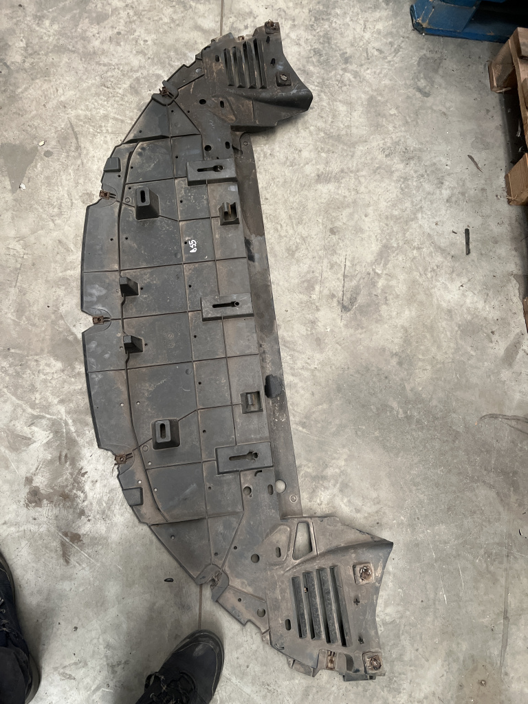 Scut bara fata Citroen DS5 - Motorina 2015, -