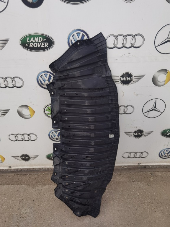 Scut bara fata Mercedes C class w205 A2055200500
