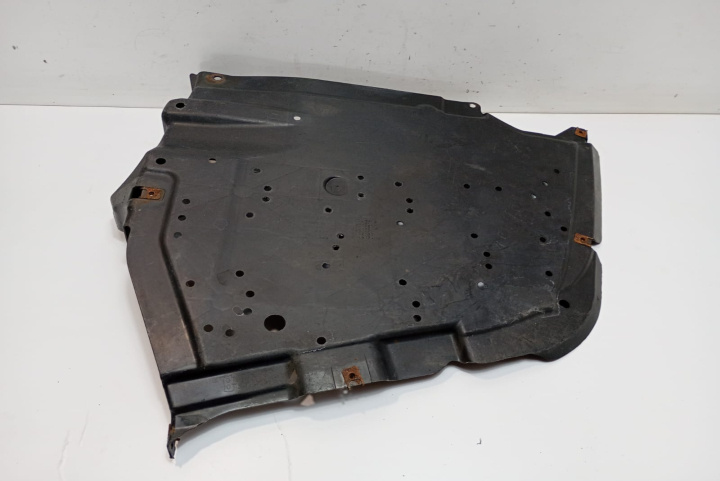 Scut bara spate dreapta 51757181652 BMW Seria 3 E90/E91/E92/E93 [2004 - 2010]