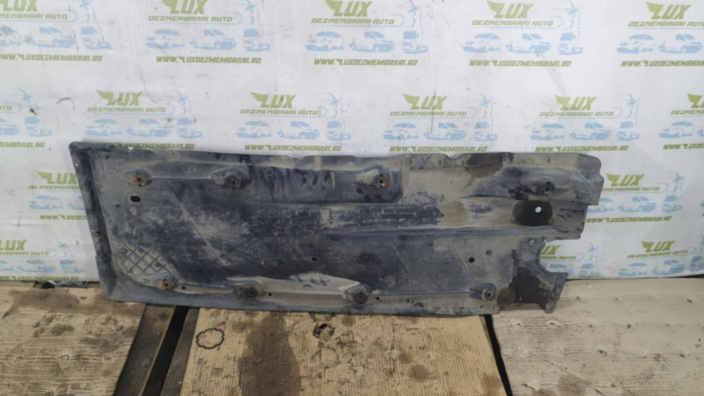 Scut caroserie 1k0826212 Volkswagen VW Golf 6 [2008 - 2015] 2.0 tdi CFH