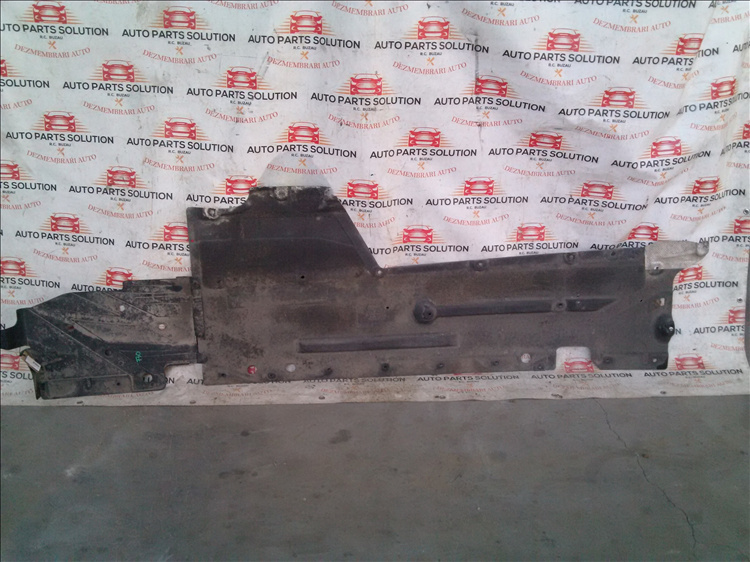 Scut caroserie dreapta BMW SERIA 3 F30