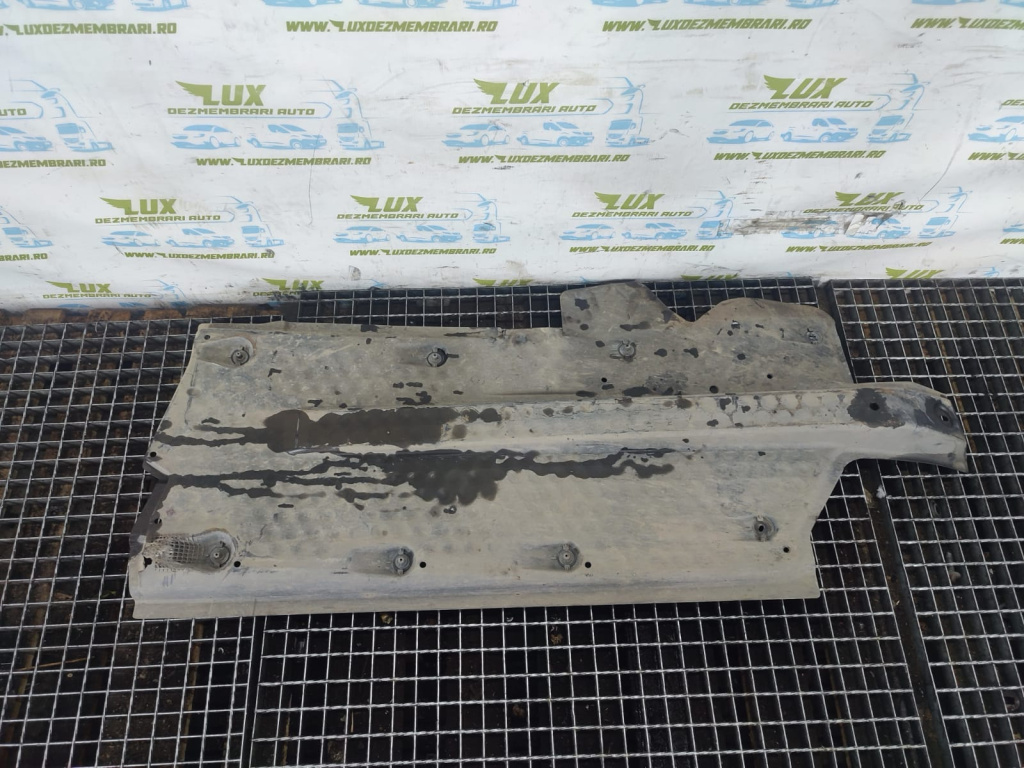 Scut caroserie stanga 6q0825201h Skoda Roomster 5J [facelift] [2010 - 2015]