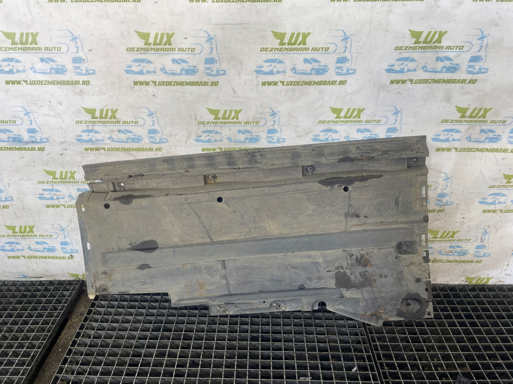 Scut caroserie stanga 8K0825207B Audi A4 B8/8K [2007 - 2011] 2.0 tdi CAGA