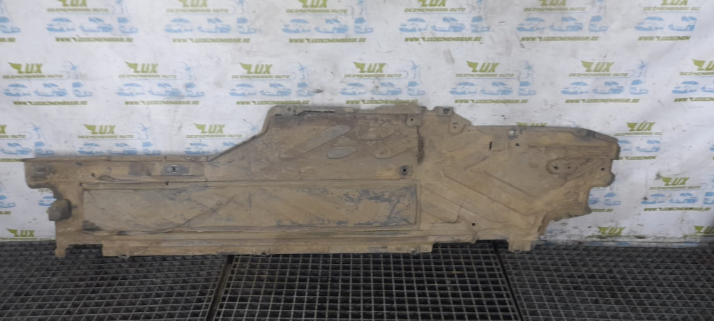 Scut caroserie stanga Mercedes-Benz C-Class W205/S205/C205 [2014 - 2018] 2.2 cdi om651921