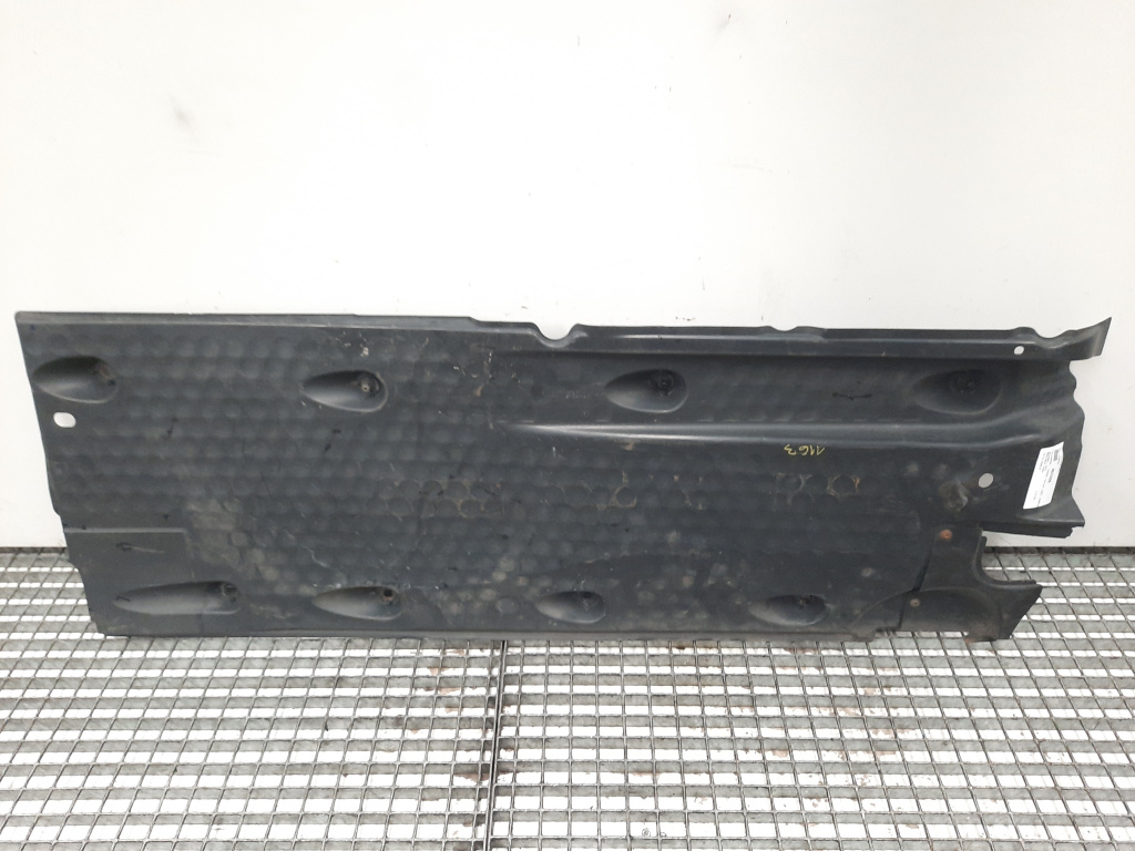 Scut caroserie stanga, Vw Passat Variant (3C5) (id:457426)