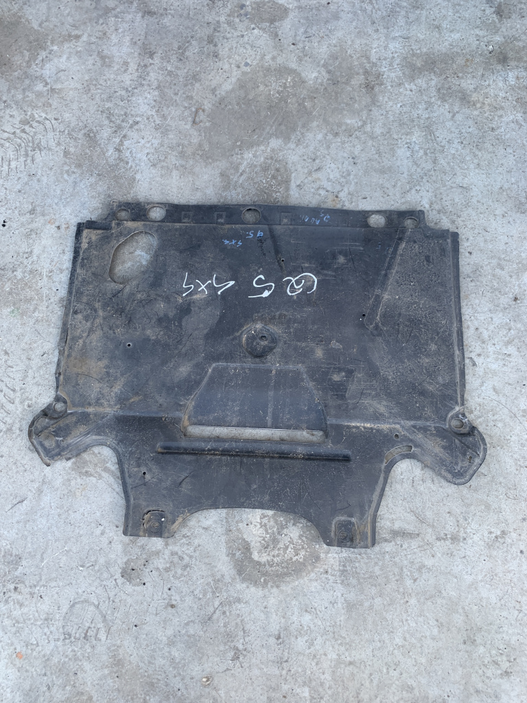 Scut cutie Audi Q5 - Motorina 2012, 8K1863822L