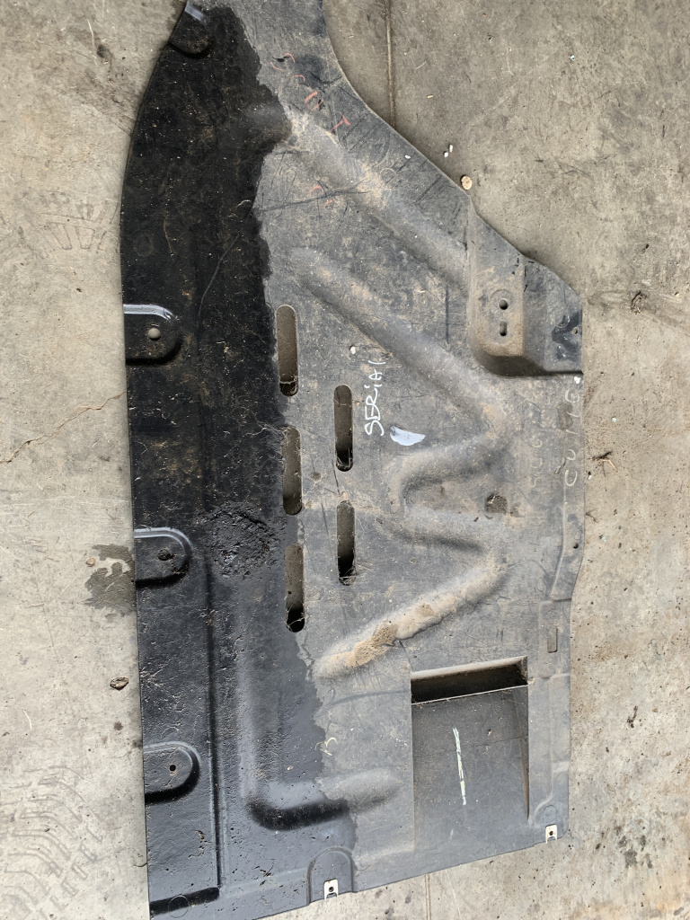 Scut cutie BMW Seria 1 F20 - Motorina 2010, -
