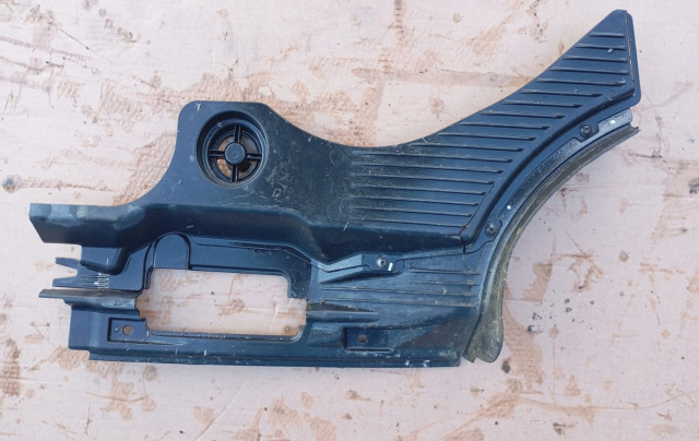 Scut dreapta spate 8R0825214A Audi Q5 8R [2008 - 2012]