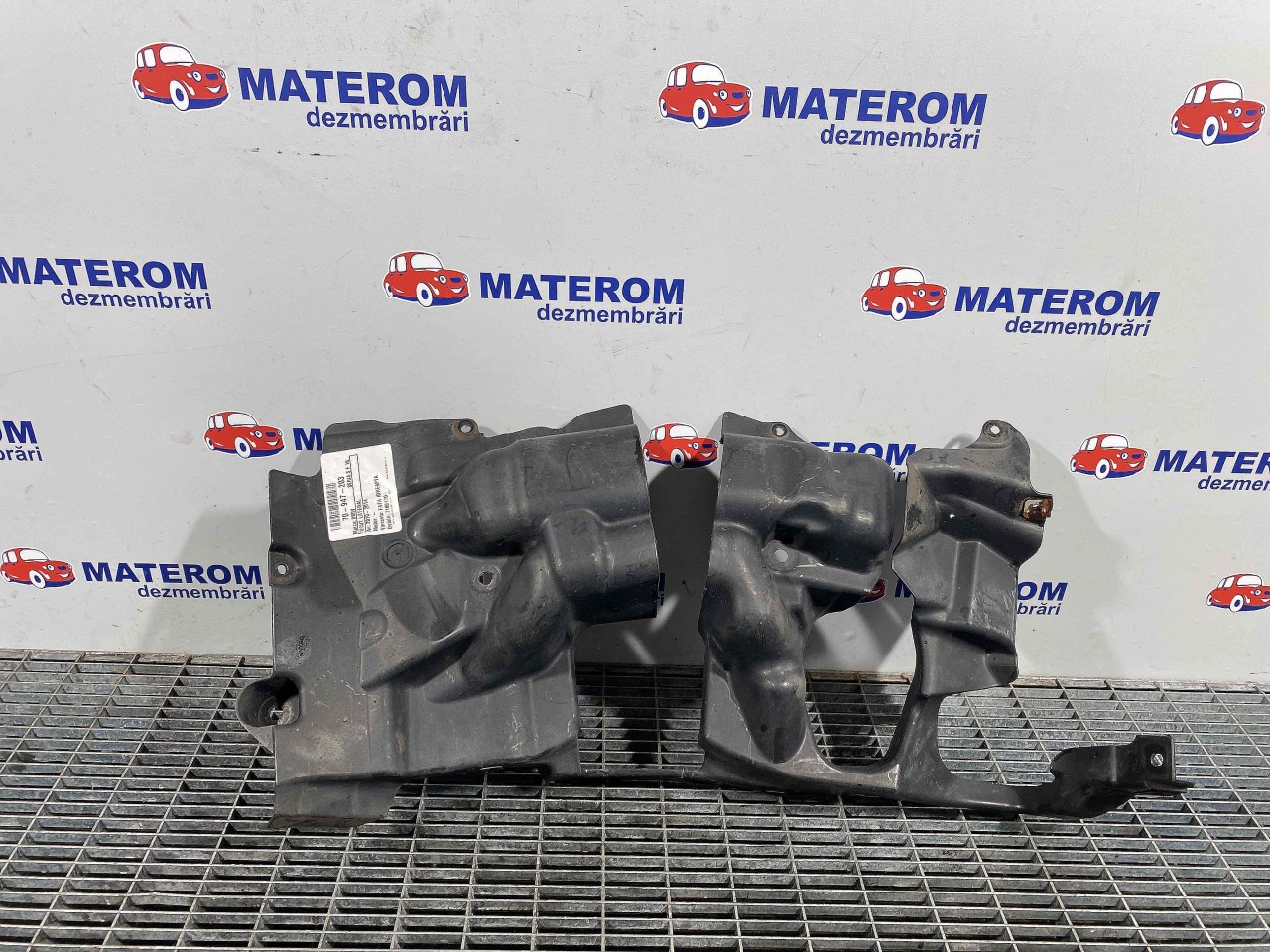 SCUT LATERAL BMW SERIA 5 F 10 - - (2010 2014)