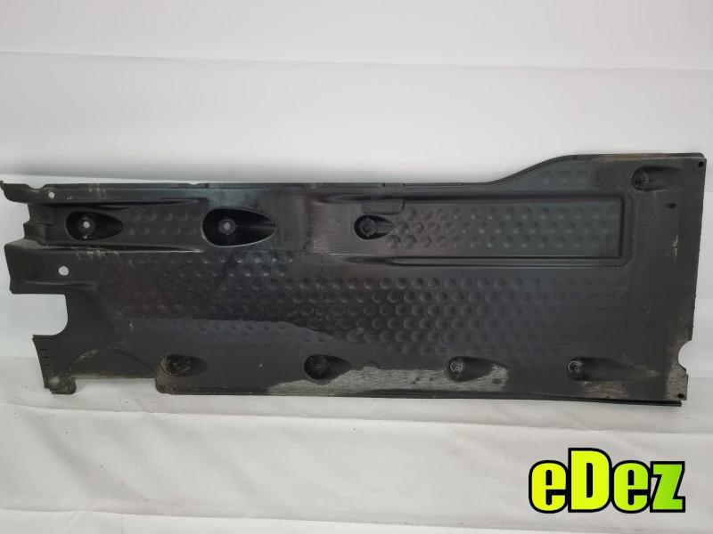 Scut lateral / caroserie dreapta Volkswagen Tiguan (2007-2011) 5N0825202C