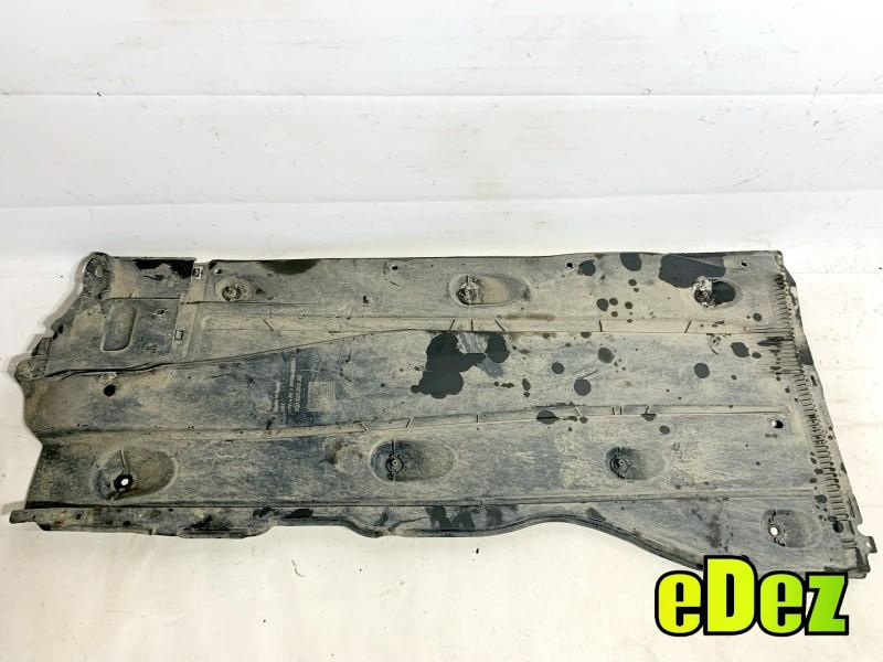 Scut lateral / caroserie stanga Audi A3 (2012-2019) [8V1] 5Q0825201AE