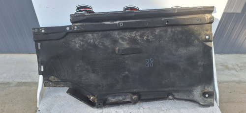 Scut lateral dreapta Audi A4 (2015-2019) [8W2, B9] 2.0 Motorina 2016, 8W0825208