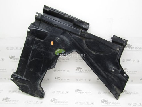Scut lateral dreapta Audi A4 B9 8W - Cod: 8W0825216E