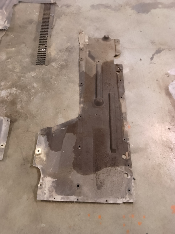 Scut lateral dreapta BMW 320 F30 2.0 Motorina 2013