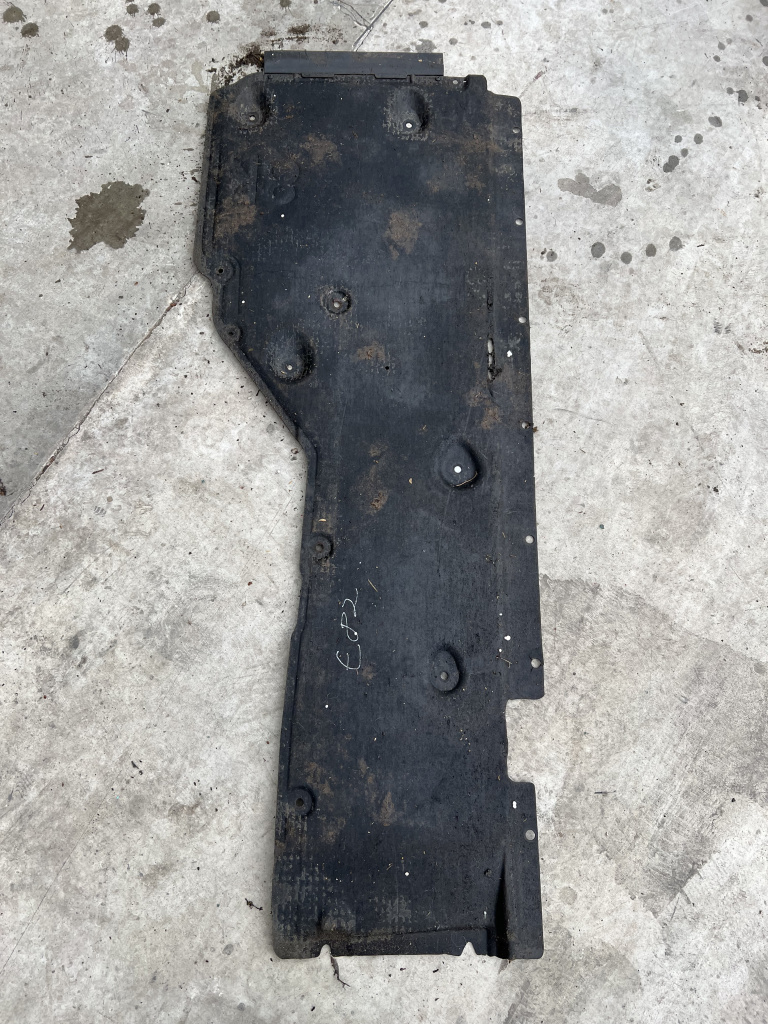 Scut lateral dreapta BMW Seria 1 E82 - Motorina 2010, 7059390