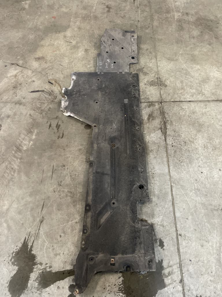 Scut lateral dreapta BMW Seria 3 F31 2.0 Motorina 2012, -