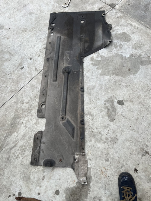 Scut lateral dreapta BMW Seria 3 GT F34 - Motorina 2015, 7241834