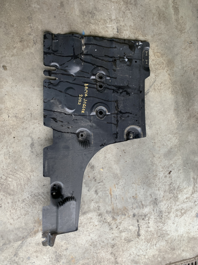 Scut lateral dreapta Dacia Jogger - Motorina 2022, -