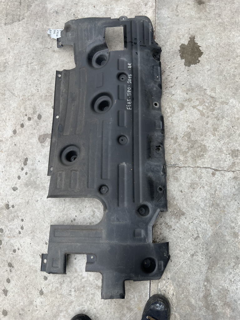 Scut lateral dreapta Fiat Tipo - Benzina 2018, 52015932
