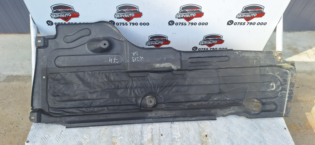 Scut lateral dreapta Mercedes-Benz CLS (2004-2010) [C219] w219 3.0 Motorina 2008, A2196802006