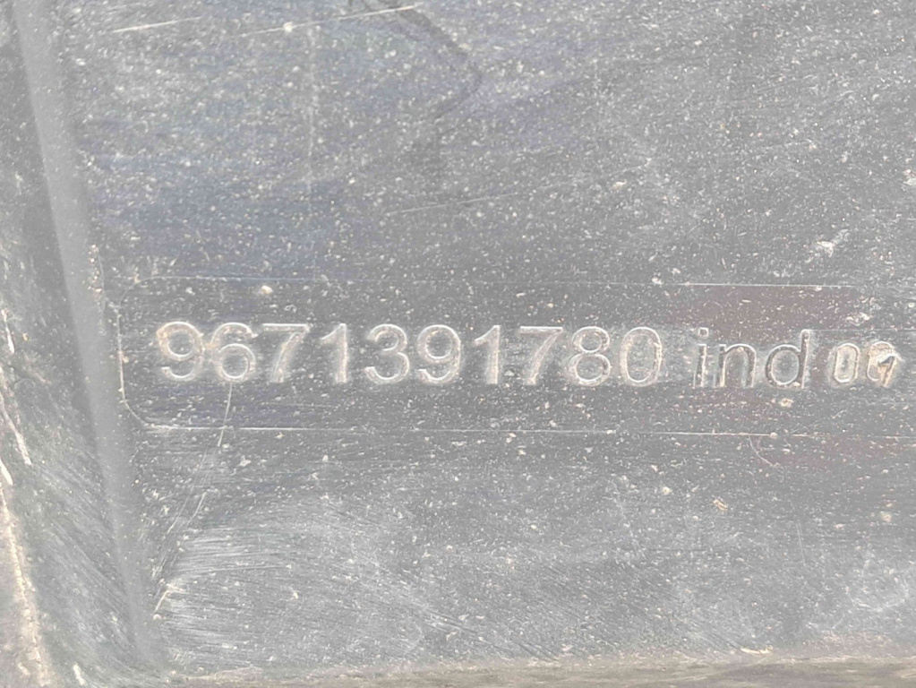 Scut lateral dreapta Peugeot 508 [Fabr 2010-2018] 9671391780
