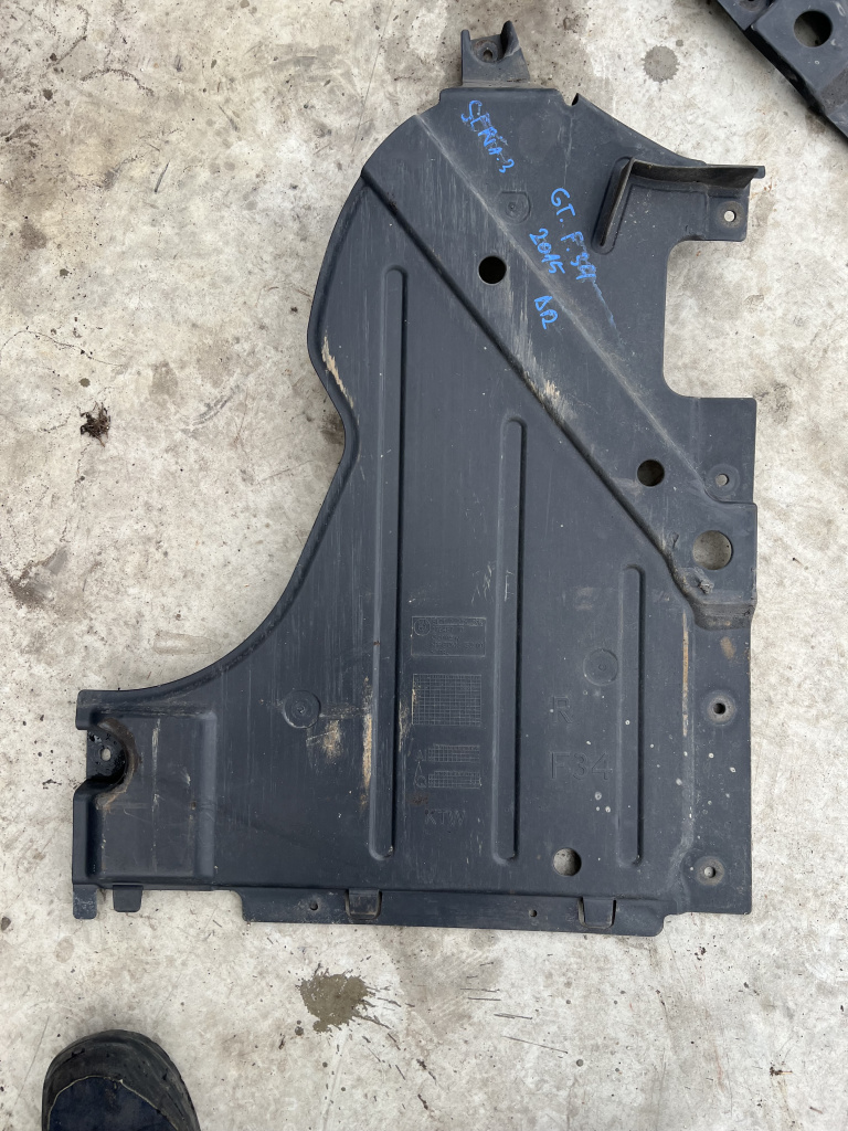 Scut lateral dreapta spate BMW Seria 3 GT F34 - Motorina 2015, 276487