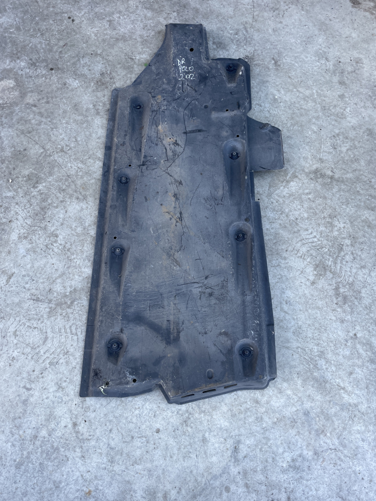 Scut lateral dreapta Volkswagen Polo 2.0 Motorina 2012