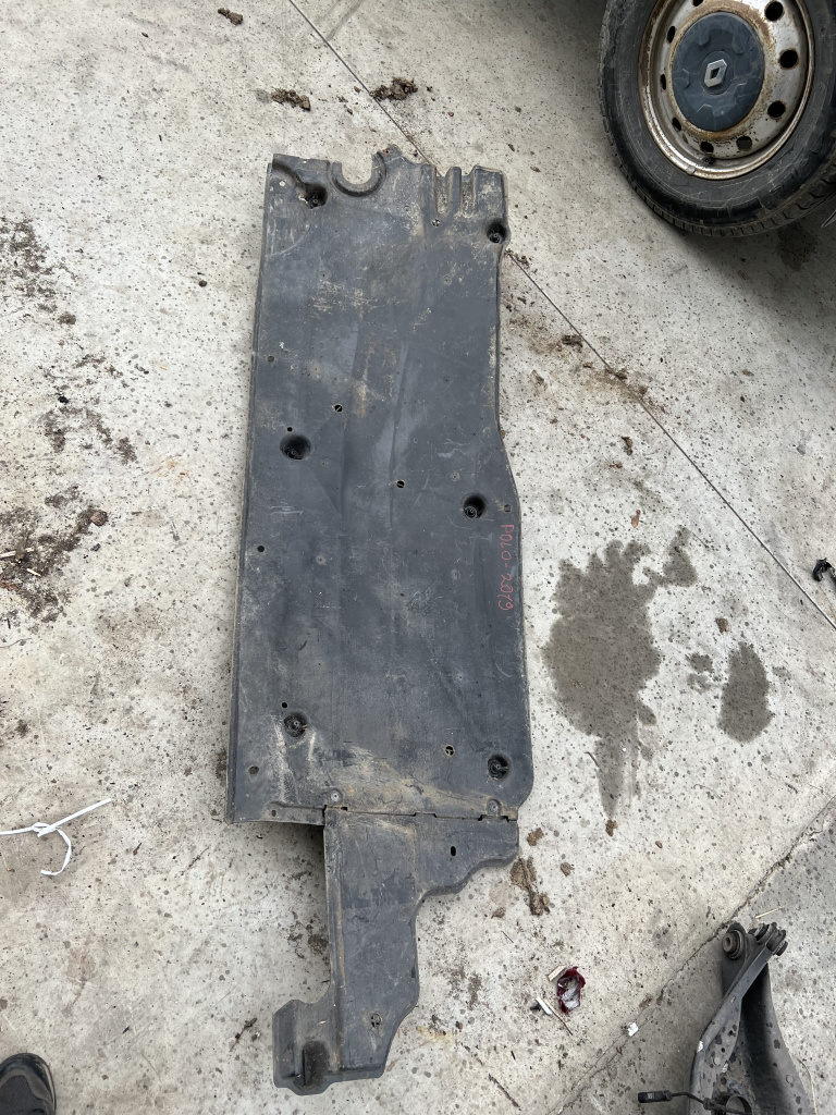 Scut lateral dreapta Volkswagen Polo - Motorina 2020, 2Q0825202B