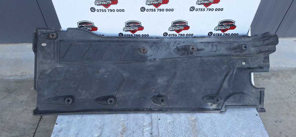 Scut lateral dreapta Volkswagen Tiguan (2007-2011) 2.0 Motorina 2010, 5N0825202 / 5N0825202C