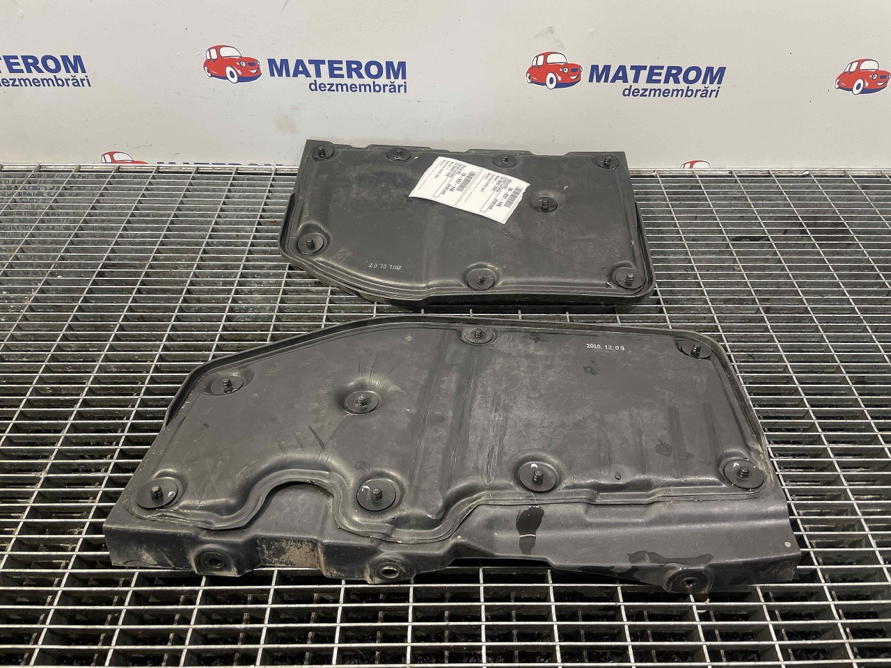 SCUT LATERAL KIA SPORTAGE - - (2010 2015)