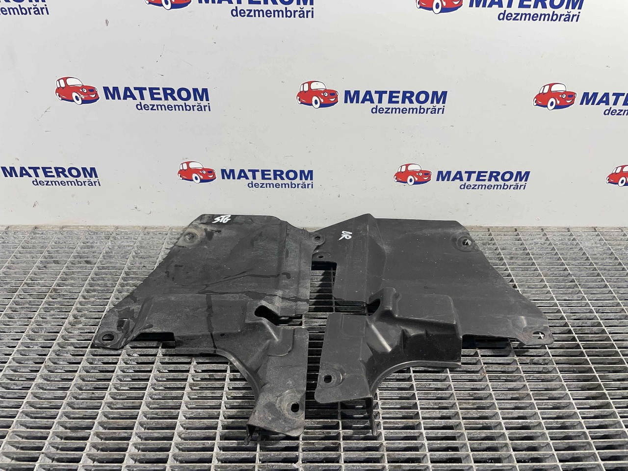 SCUT LATERAL MAZDA CX-5 CX-5 - - (2012 2015)