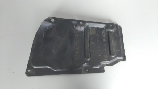 Scut lateral motor dreapta Toyota Auris 2007/2010