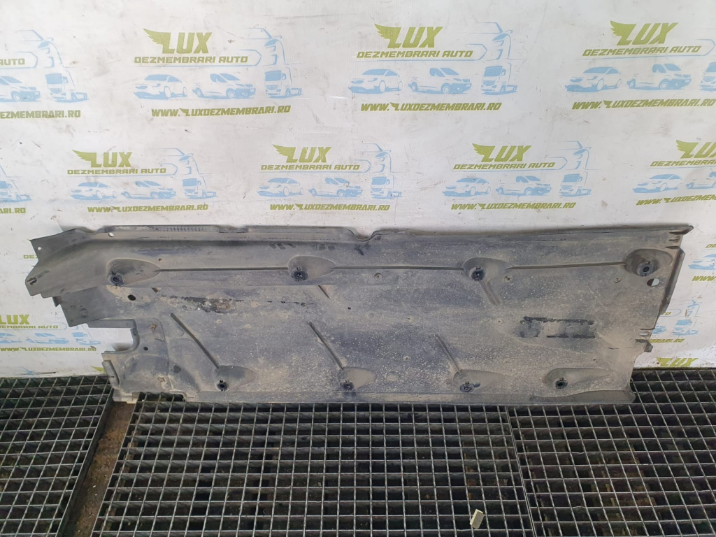 Scut lateral stanga 3c0825201f Volkswagen VW Passat B7 [2010 - 2015] 2.0 tdi CFFB
