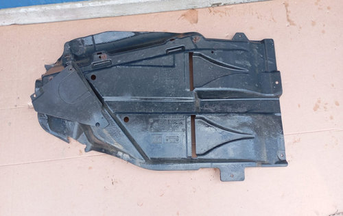 Scut lateral stanga 51713400039 BMW X3 E83 [2003 - 2006]