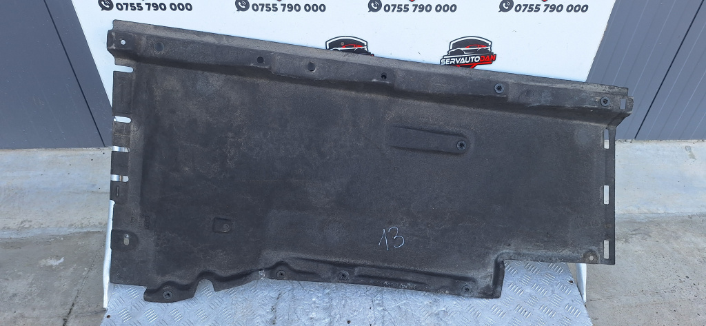 Scut lateral stanga Audi A6 (2010-2018) 