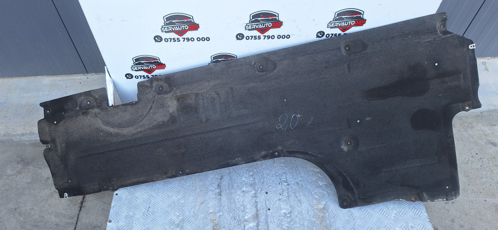 Scut lateral stanga BMW Seria 5 (2010-2017) [F10] 2.0 Motorina 2016, 7207267
