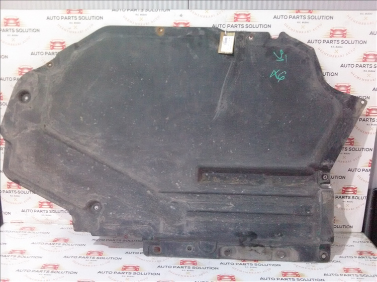 Scut lateral stanga BMW X6 an fabr. 2009