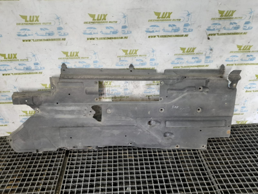 Scut lateral stanga caroserie Jaguar XE X760 [2014 - 2020] 2.0 d 204DTD