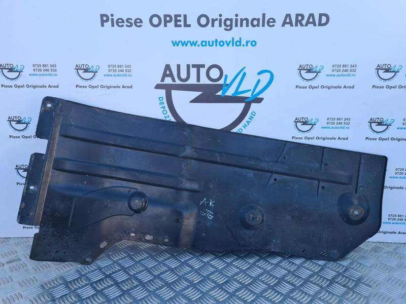 Scut lateral stanga Chevrolet Cruze 2012-> J308 39026300