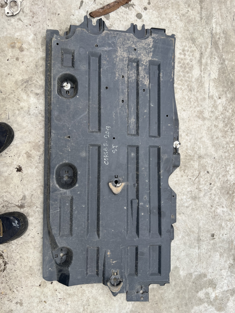 Scut lateral stanga Opel Corsa F - Benzina 2019, 9023545780