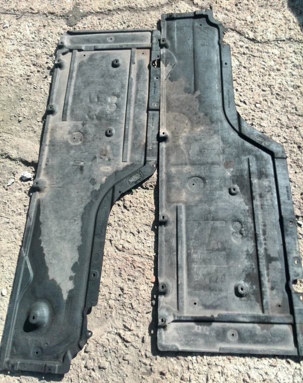 SCUT LATERAL STANGA SAU DREAPTA FACELIFT 520D 177CAI 2007 2008 2009 2010
