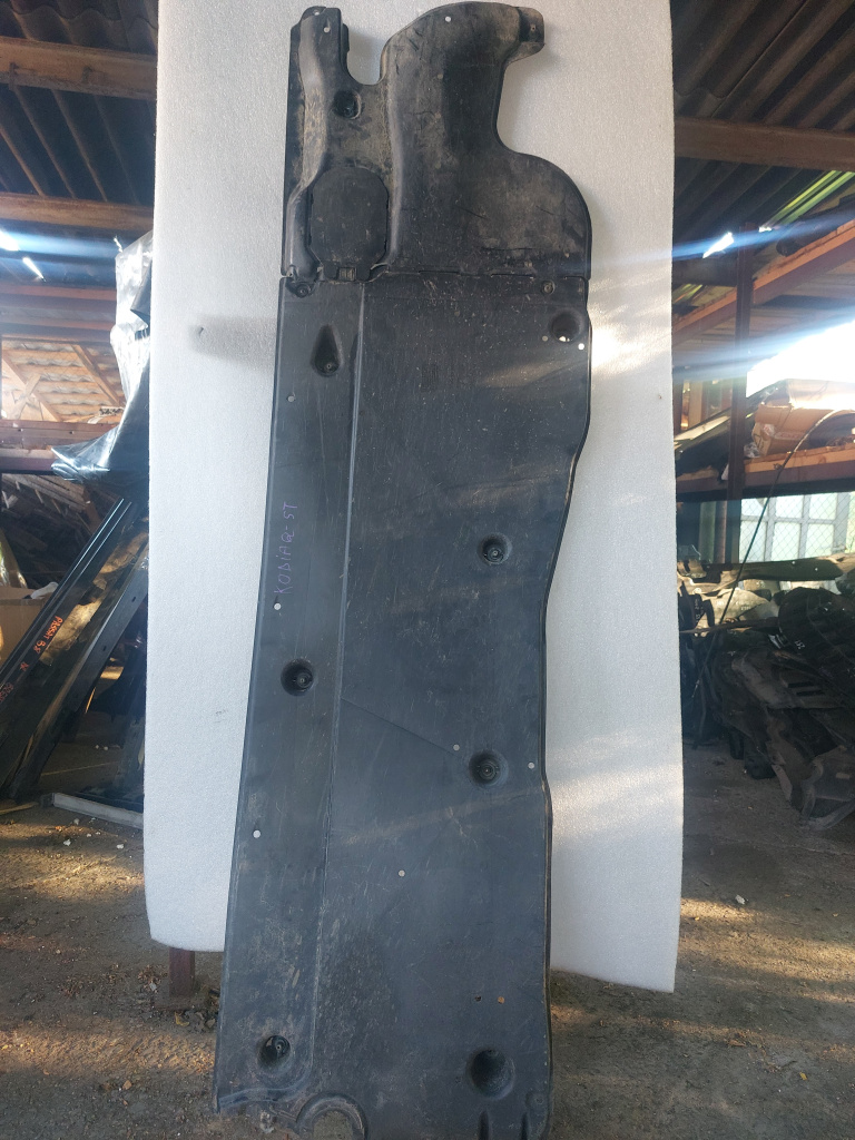 Scut lateral stanga Skoda Kodiaq 2018