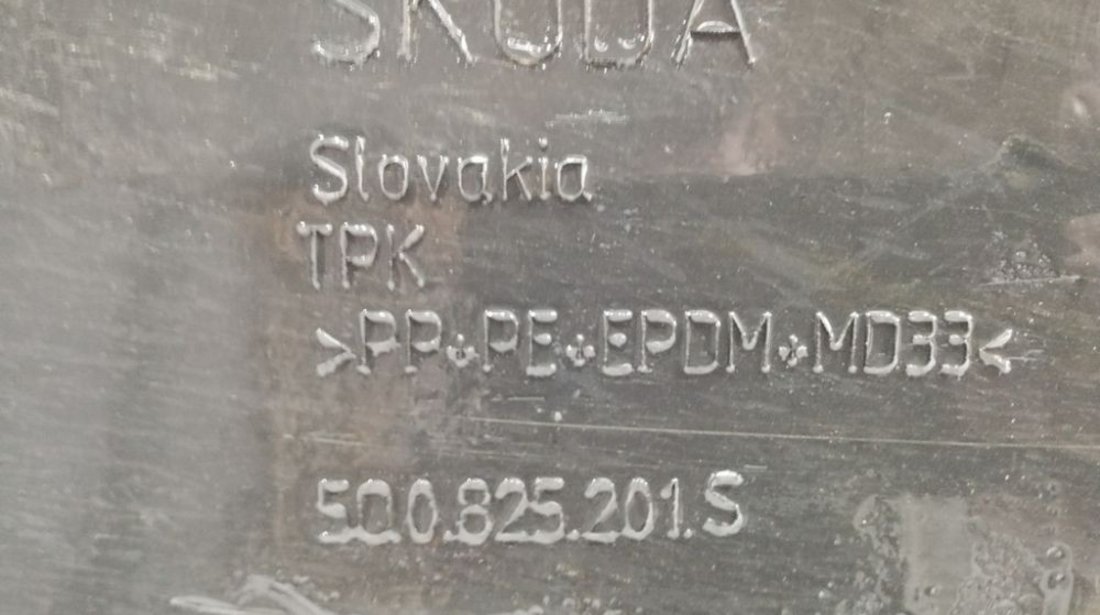 Scut lateral stanga Skoda Octavia 3 Combi An 2013 2014 2015 2016 2017 2018 2019 cod 5Q0825201S