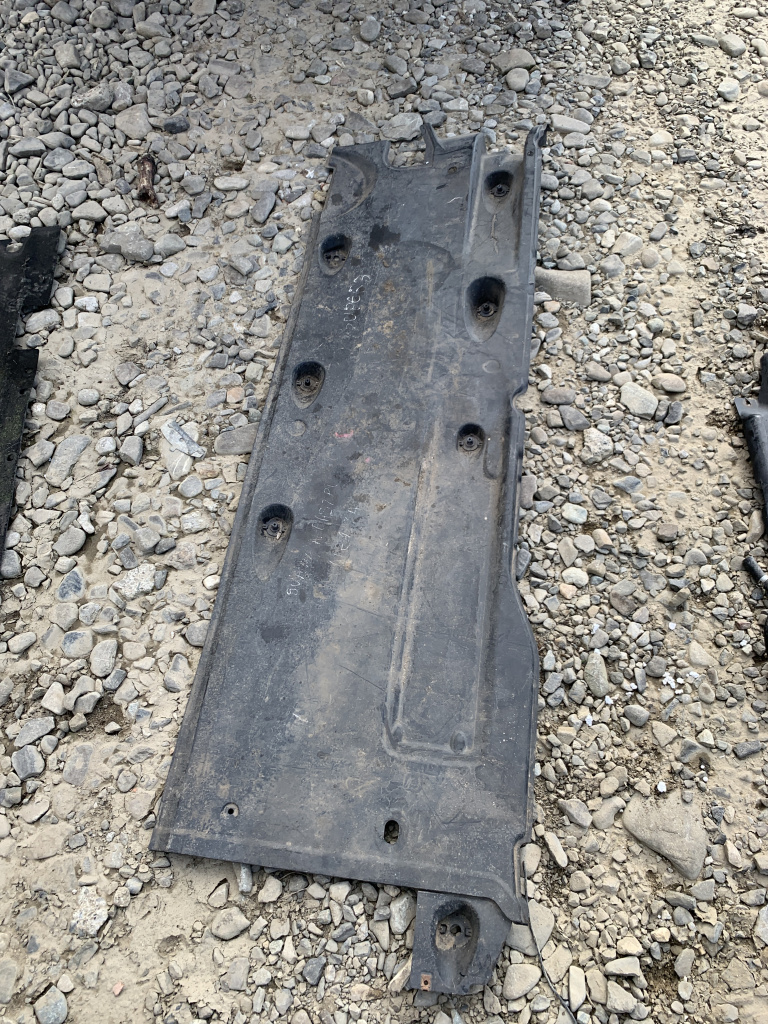 Scut lateral stanga Skoda Superb 2 - Motorina 2010, -