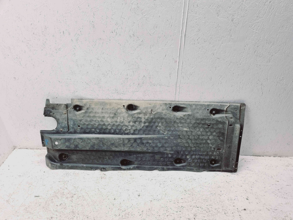 Scut lateral stanga Volkswagen Jetta 3 (1K2) [Fabr 2005-2010] 1K0825211E
